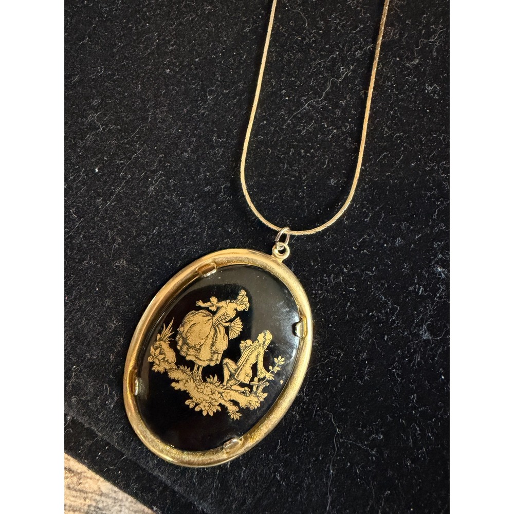 Black & Gilt Porcelain‎ Pendant Necklace Victorian Couple Necklace Cameo Chain